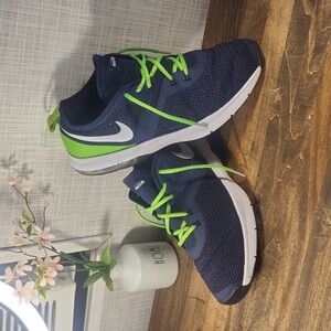Nike Air Max Typha 2, NFL Seattle Seahawks, Blue Green White. Running shoes